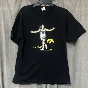 Iowa Hawkeyes Caitlyn Clark Size L Tee